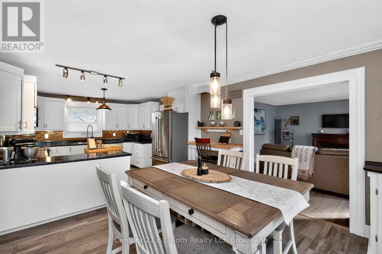 59 Withall Grove, Tiny, Ontario  L0L 2T0 - Photo 14 - S13111752