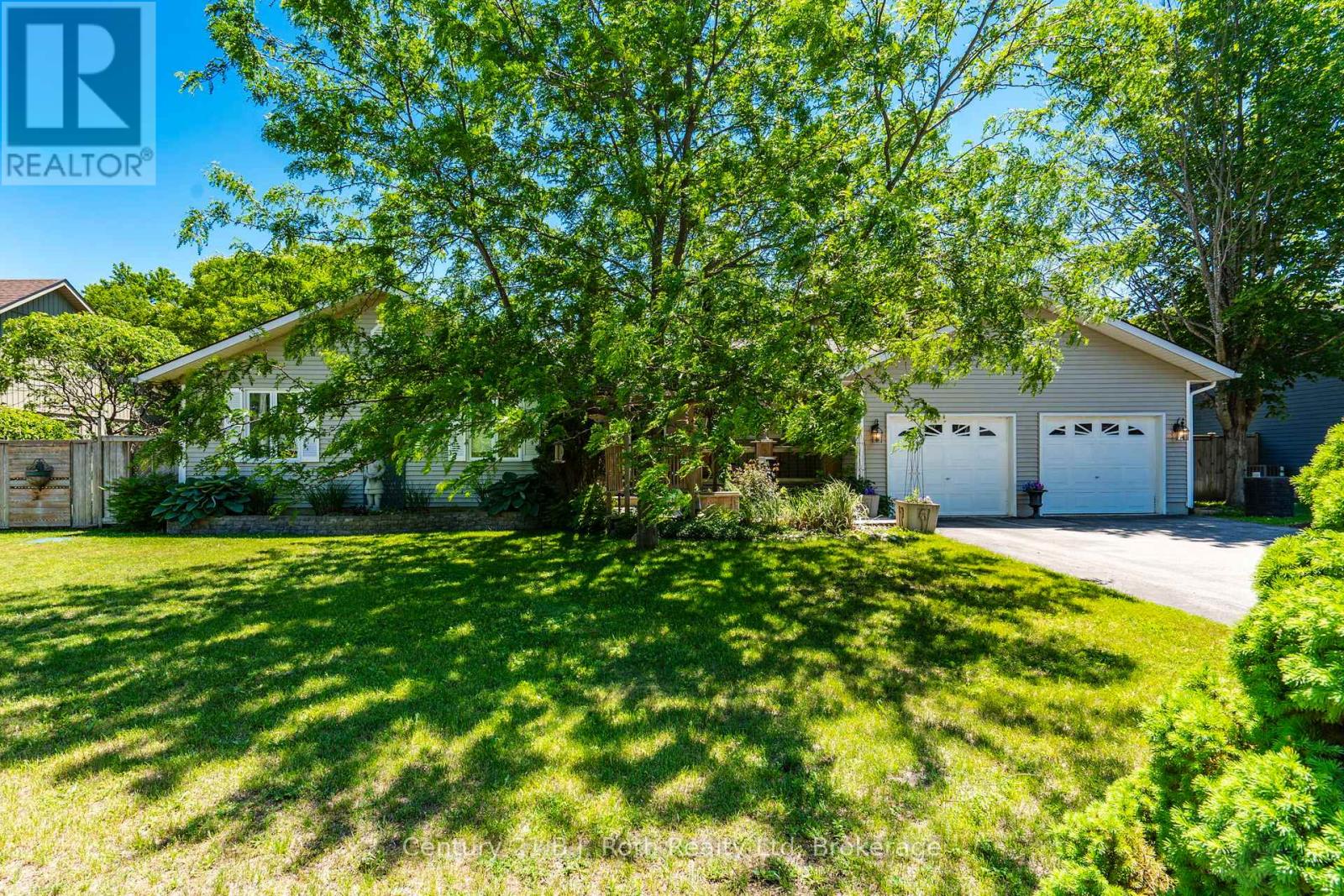 59 Withall Grove, Tiny, Ontario  L0L 2T0 - Photo 2 - S13111752