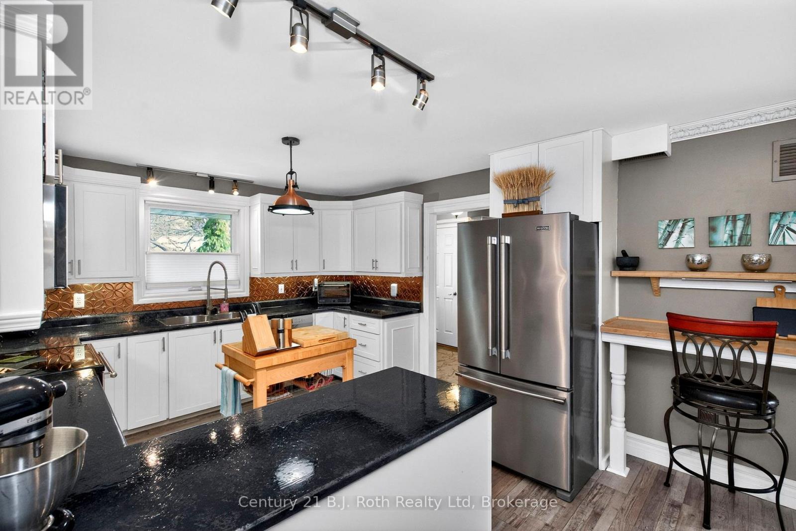 59 Withall Grove, Tiny, Ontario  L0L 2T0 - Photo 8 - S13111752