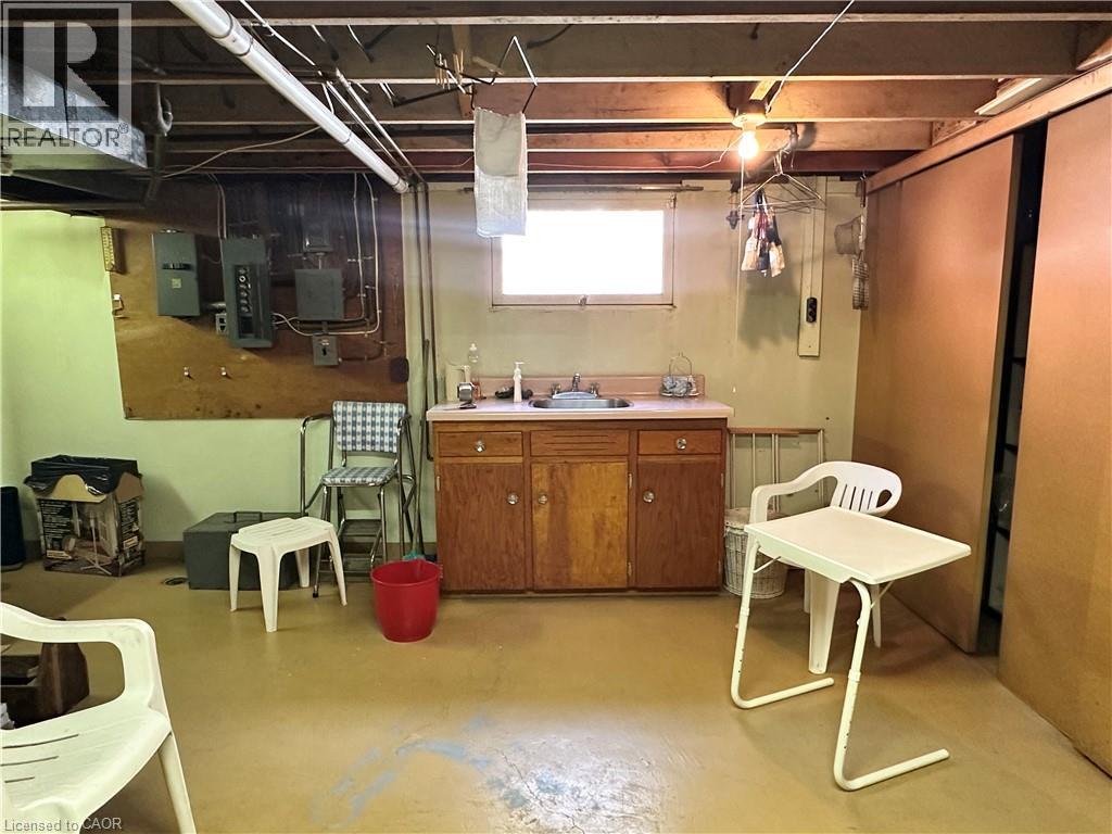 130 Gardiner Avenue E, Dunnville, Ontario  N1A 1A8 - Photo 30 - 40828654