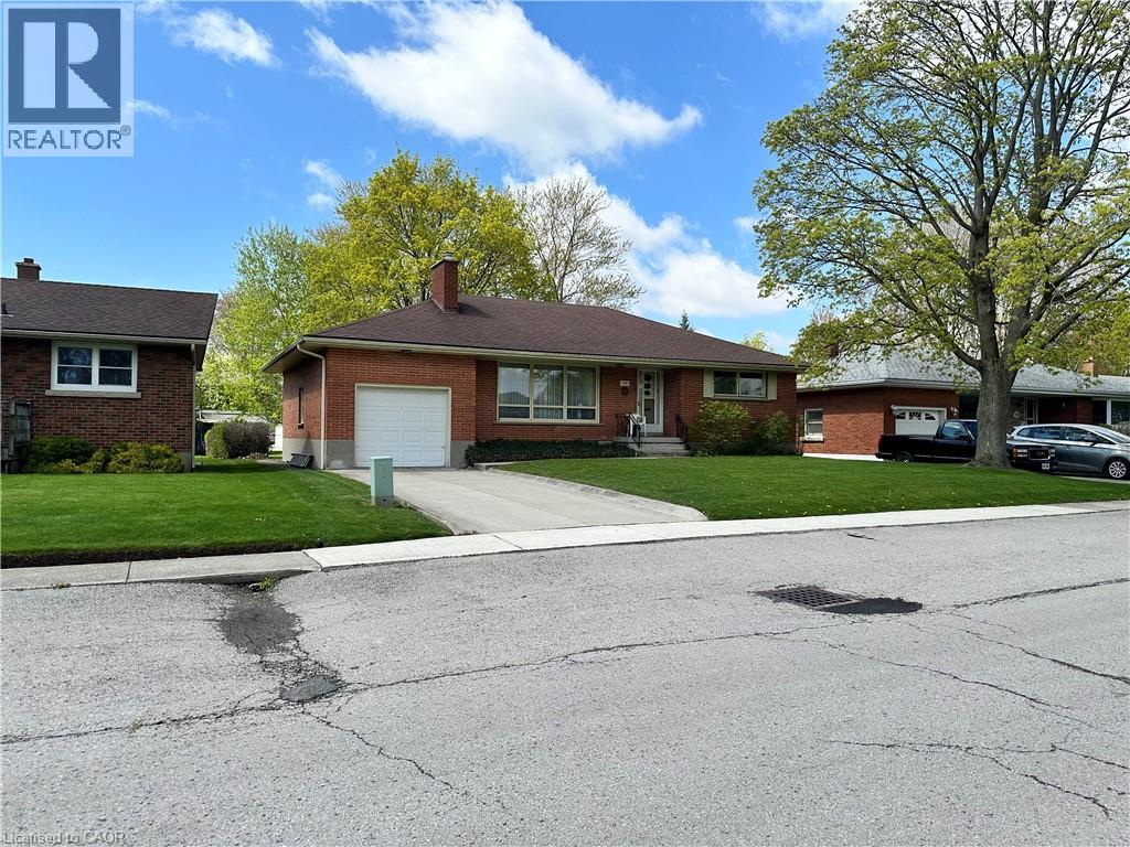 130 Gardiner Avenue E, Dunnville, Ontario  N1A 1A8 - Photo 43 - 40828654