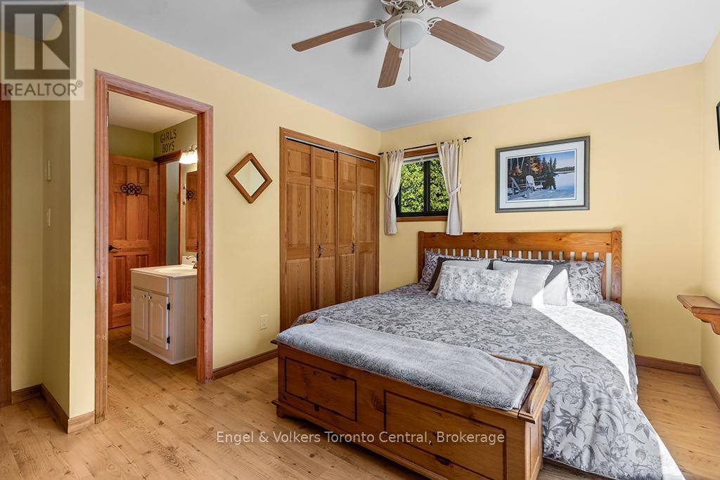 11 Spry Shore Road, Northern Bruce Peninsula, Ontario  N0H 1W0 - Photo 22 - X13111988