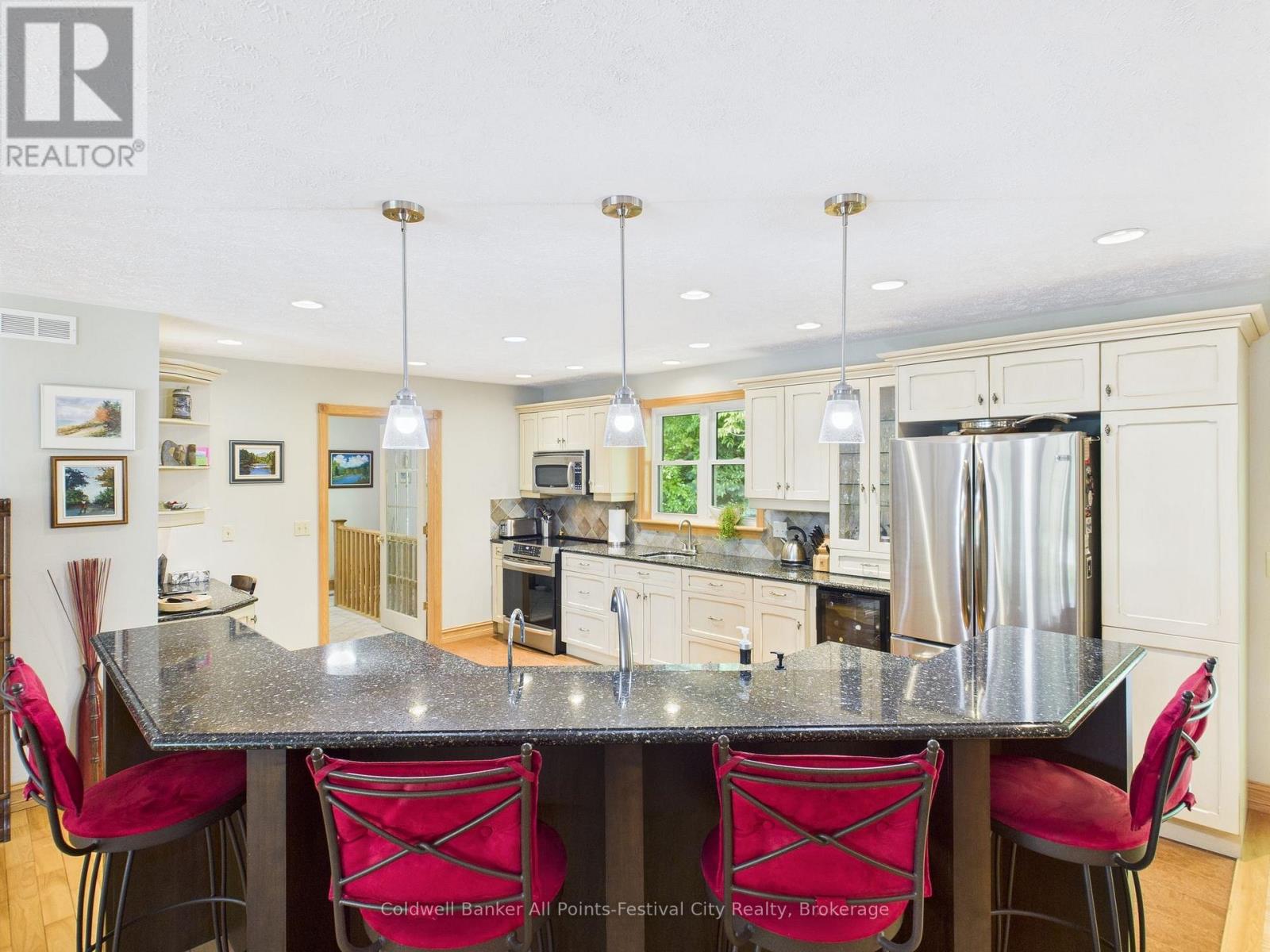 390 Paradise Lake Street, Huron-Kinloss, Ontario  N0G 2H0 - Photo 14 - X13112064