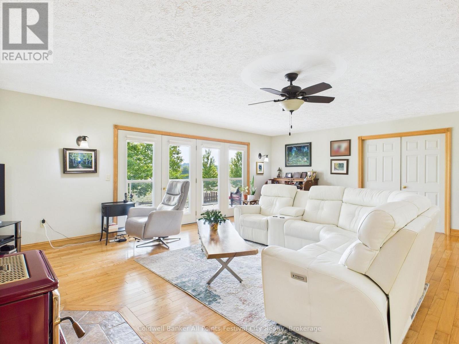 390 Paradise Lake Street, Huron-Kinloss, Ontario  N0G 2H0 - Photo 18 - X13112064