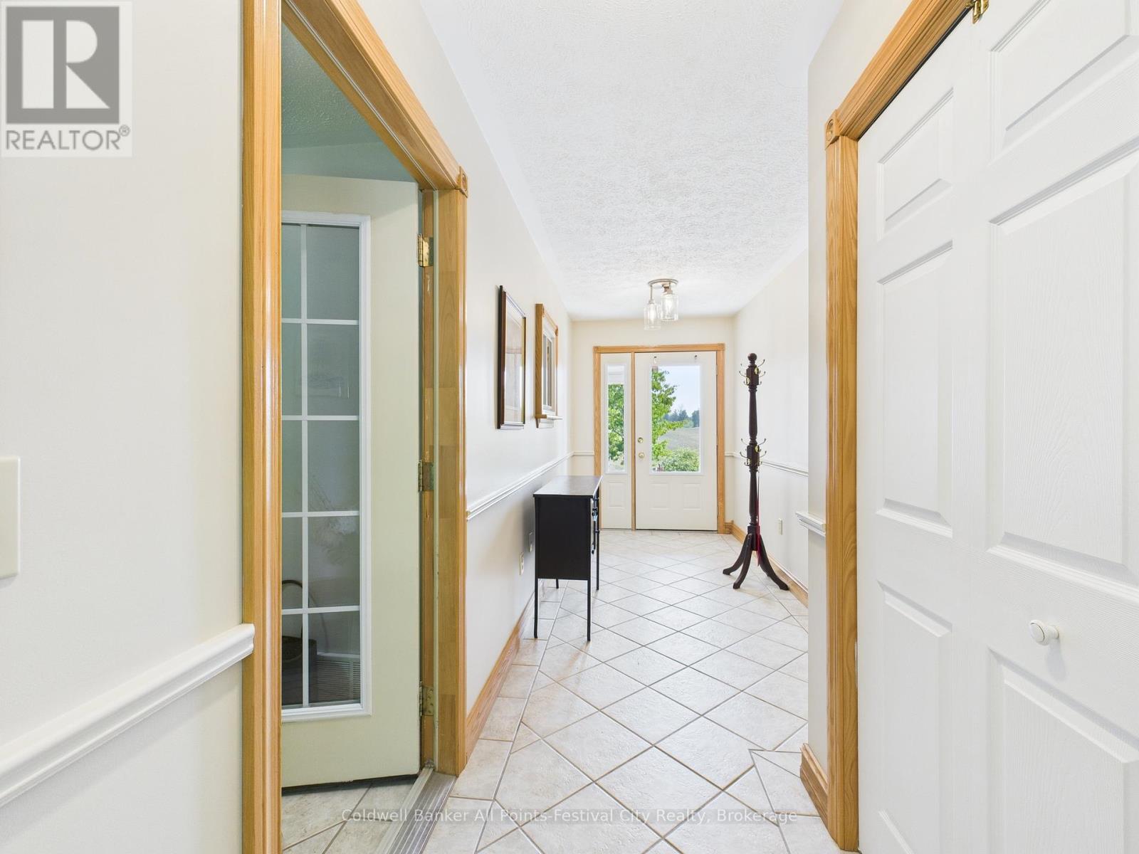 390 Paradise Lake Street, Huron-Kinloss, Ontario  N0G 2H0 - Photo 8 - X13112064