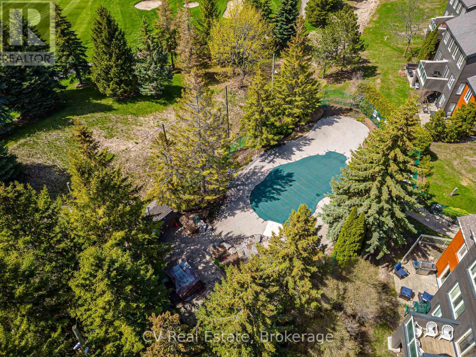 105 - 110 Fairway Court, Blue Mountains, Ontario  L9Y 0P8 - Photo 3 - X13112388