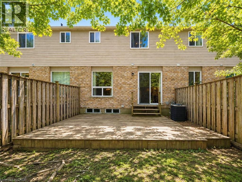 210 Dawn Avenue Unit# 38, Guelph, Ontario  N1G 5L5 - Photo 13 - 40828921