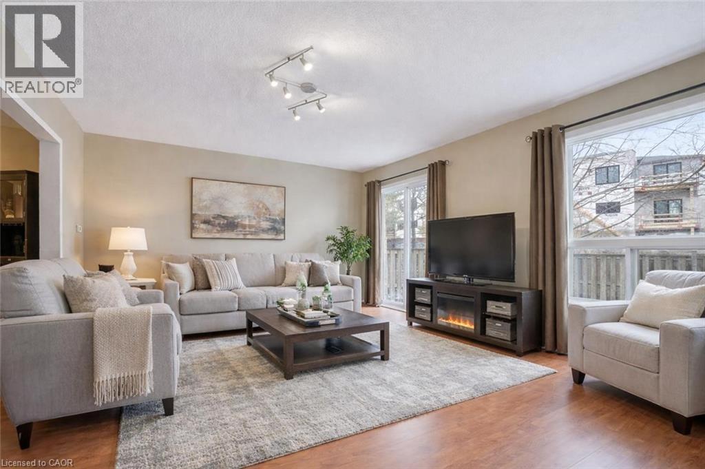 210 Dawn Avenue Unit# 38, Guelph, Ontario  N1G 5L5 - Photo 4 - 40828921