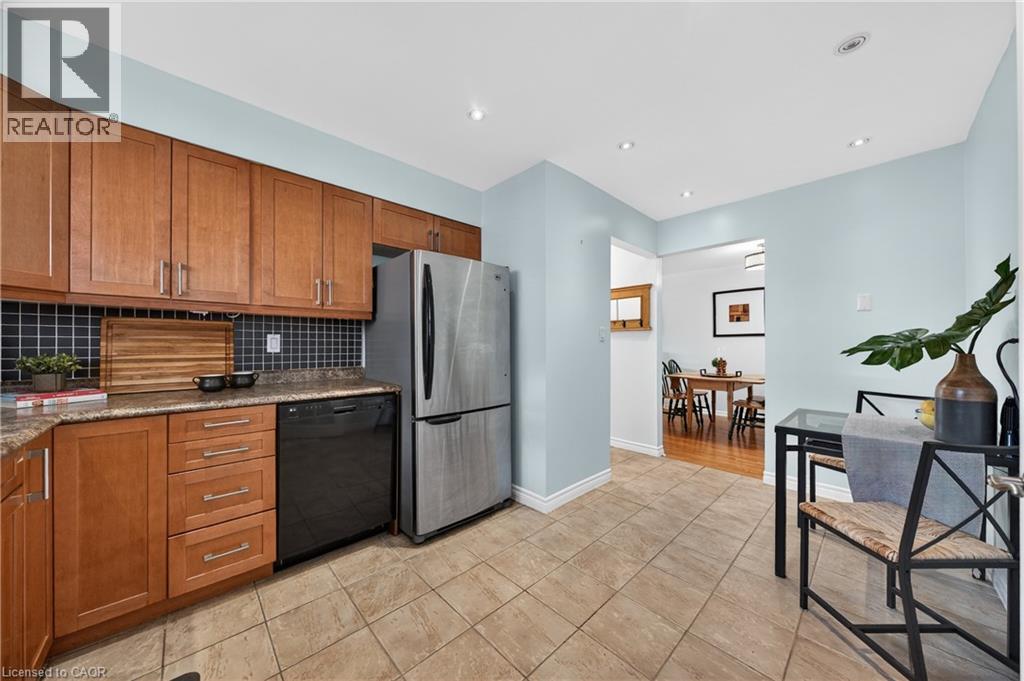 1177 Westerdam Road, Mississauga, Ontario  L4Y 2H3 - Photo 12 - 40827470