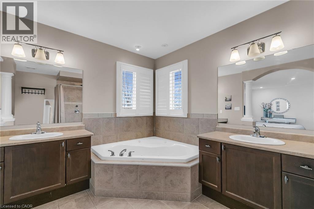 956 Banffshire Court, Kitchener, Ontario  N2R 1W8 - Photo 28 - 40829173