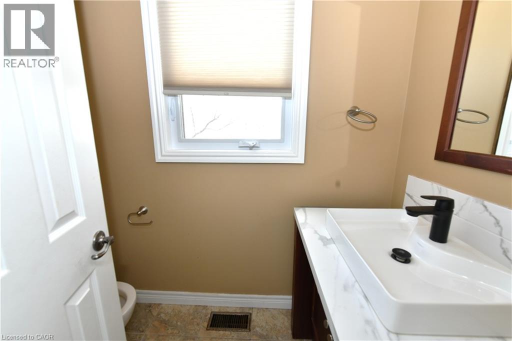 540 Wellington Avenue S, Listowel, Ontario  N4W 2J5 - Photo 8 - 40827692