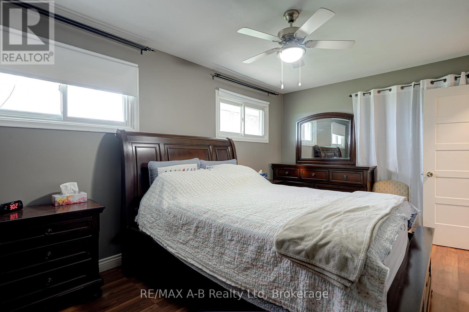1241 - 1247 Colborne Street W, Brantford, Ontario  N3T 5L7 - Photo 11 - X13112950