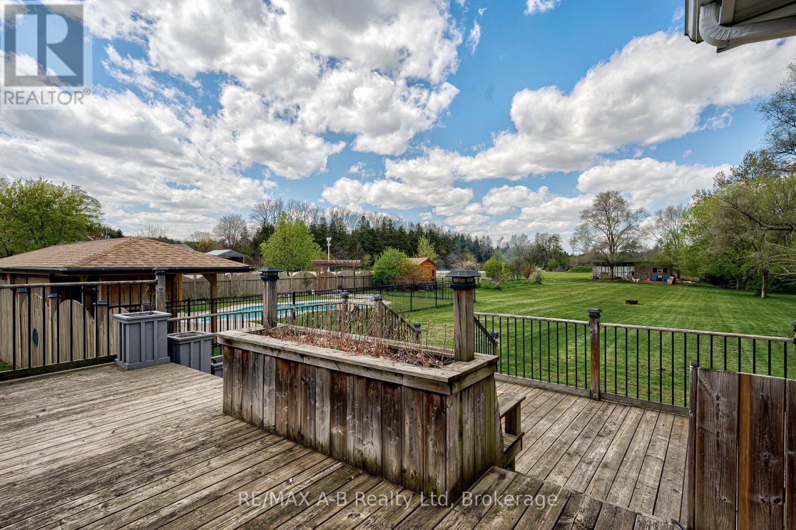 1241 - 1247 Colborne Street W, Brantford, Ontario  N3T 5L7 - Photo 32 - X13112950