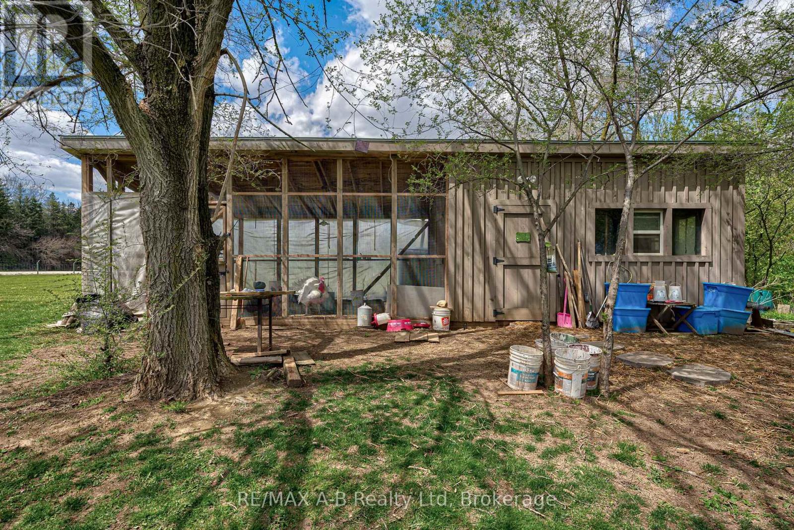 1241 - 1247 Colborne Street W, Brantford, Ontario  N3T 5L7 - Photo 39 - X13112950
