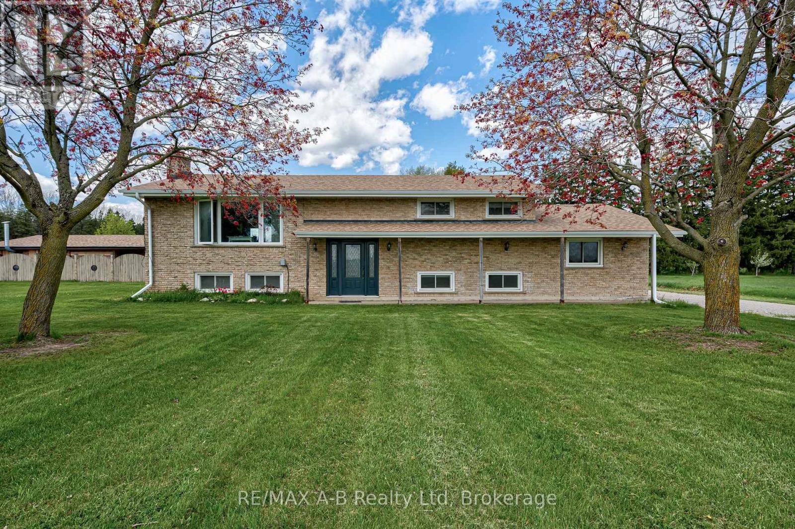 1241 - 1247 Colborne Street W, Brantford, Ontario  N3T 5L7 - Photo 4 - X13112950