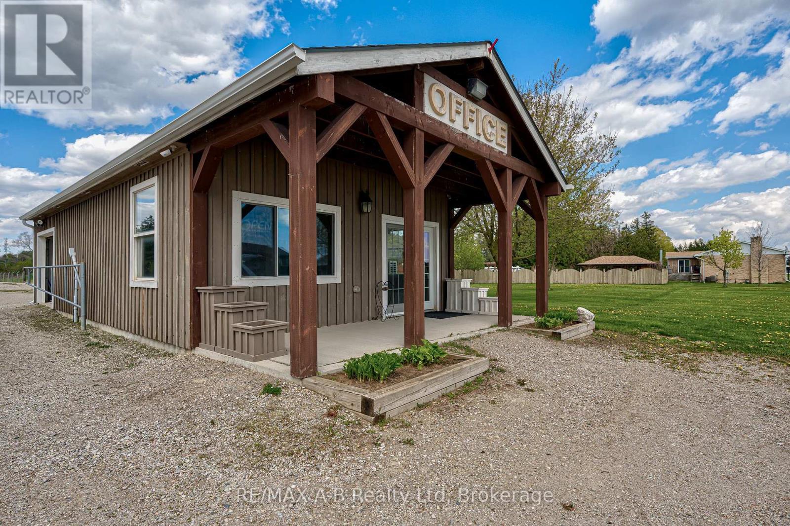1241 - 1247 Colborne Street W, Brantford, Ontario  N3T 5L7 - Photo 44 - X13112950