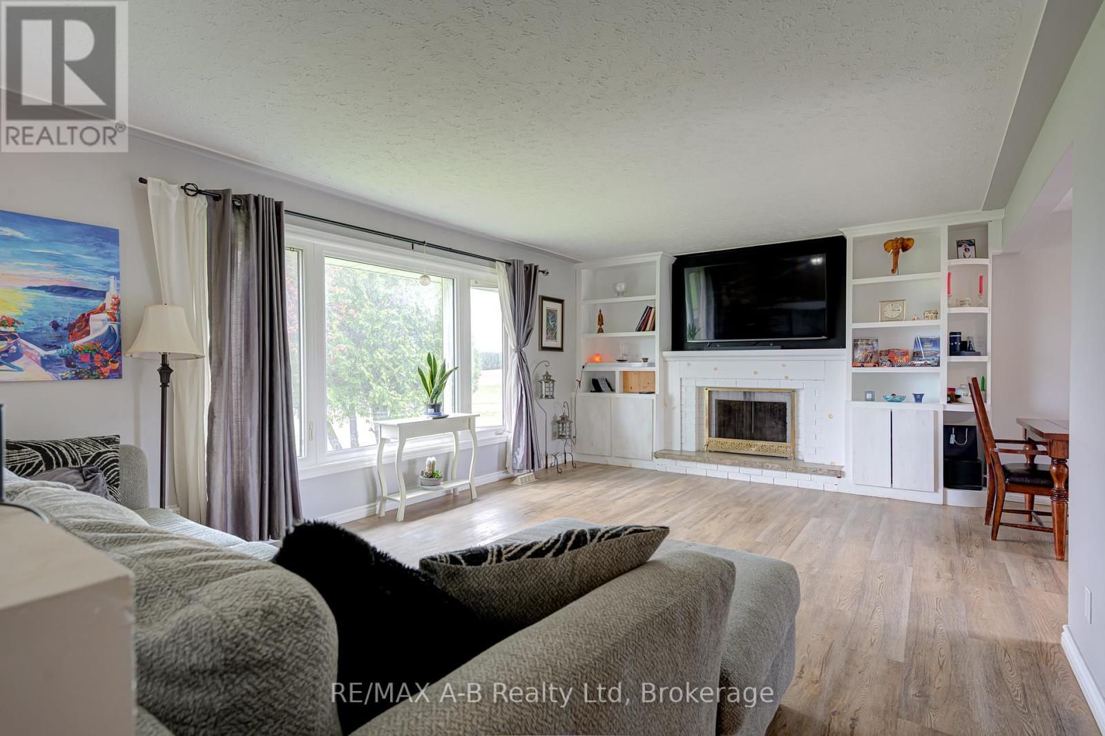 1241 - 1247 Colborne Street W, Brantford, Ontario  N3T 5L7 - Photo 6 - X13112950