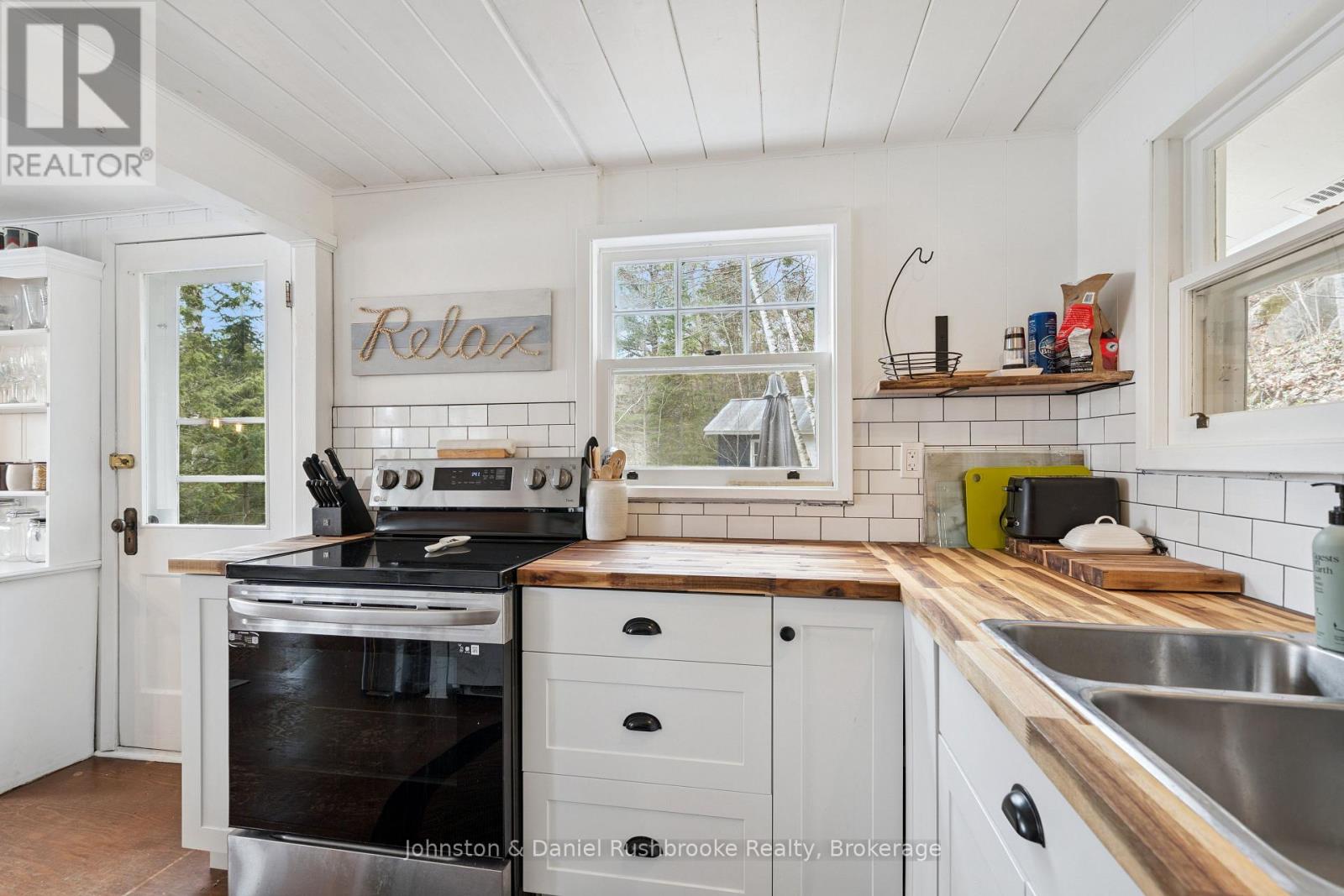 29 Ena Drive, Huntsville, Ontario  P1H 2J4 - Photo 14 - X13112986