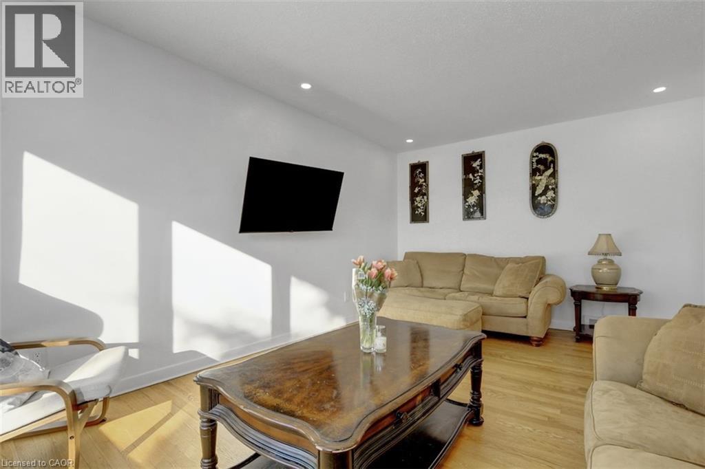 31 Bellfield Street, Ottawa, Ontario  K2B 6K7 - Photo 12 - 40829119
