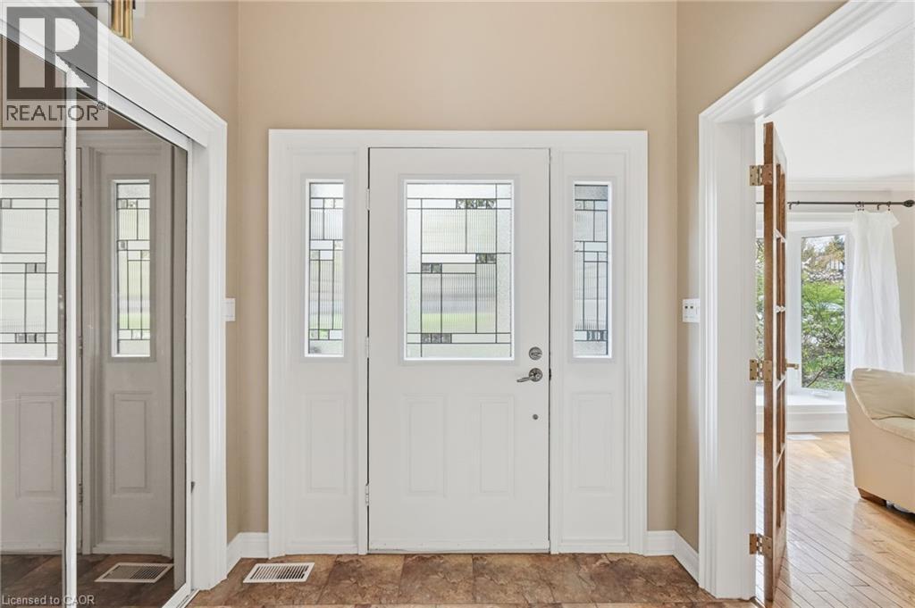 6 Vanstraalen Street, Carlisle, Ontario  L0R 1H3 - Photo 4 - 40829175