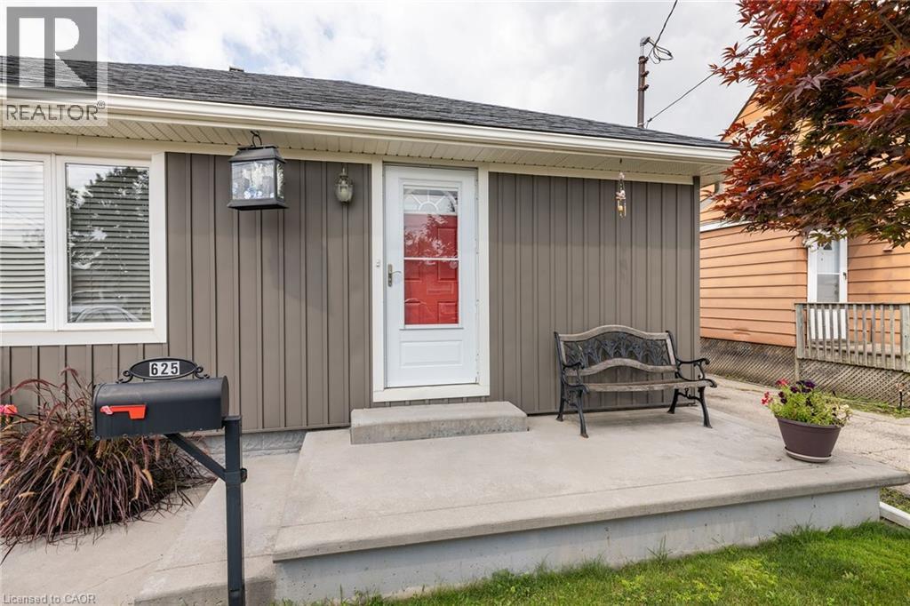 625 Tate Avenue, Hamilton, Ontario  L8H 6L4 - Photo 2 - 40829050