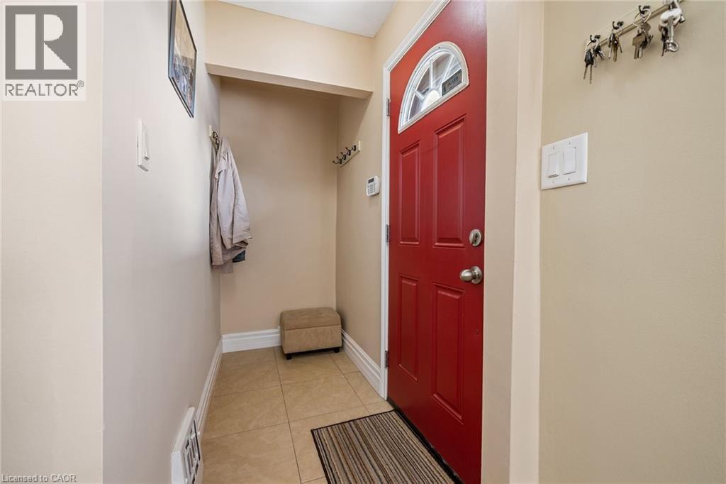 625 Tate Avenue, Hamilton, Ontario  L8H 6L4 - Photo 5 - 40829050