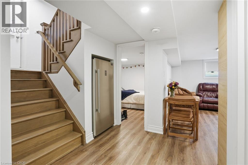 50 Broadway Avenue, Hamilton, Ontario  L8S 2V7 - Photo 32 - 40829285