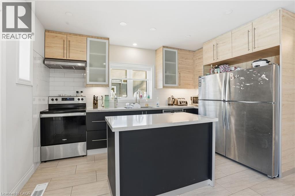 50 Broadway Avenue, Hamilton, Ontario  L8S 2V7 - Photo 5 - 40829285