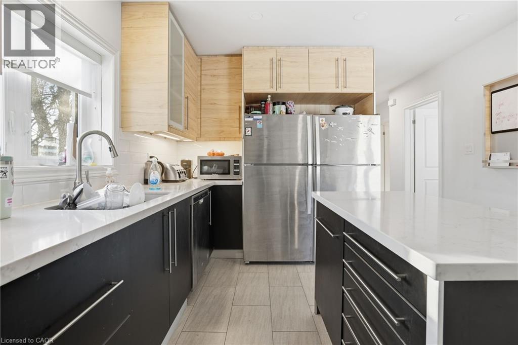 50 Broadway Avenue, Hamilton, Ontario  L8S 2V7 - Photo 6 - 40829285