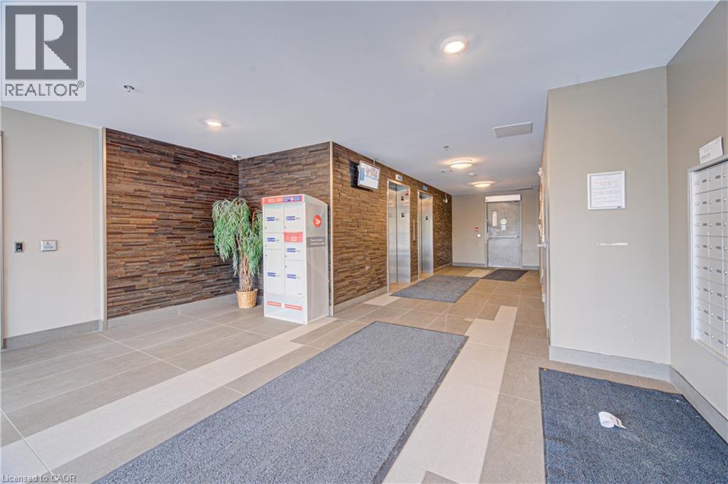 251 Hemlock Street Unit# 208, Waterloo, Ontario  N2L 0H2 - Photo 4 - 40829273