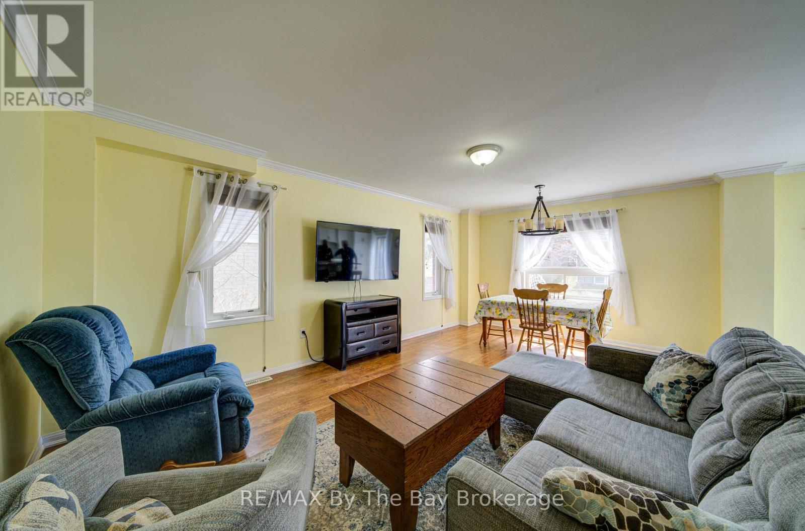 88 Wesley Avenue, Wasaga Beach, Ontario  L9Z 0B9 - Photo 16 - S13113882
