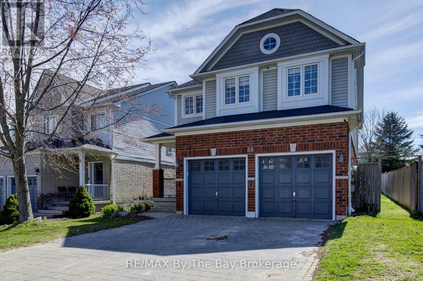 88 Wesley Avenue, Wasaga Beach, Ontario  L9Z 0B9 - Photo 2 - S13113882