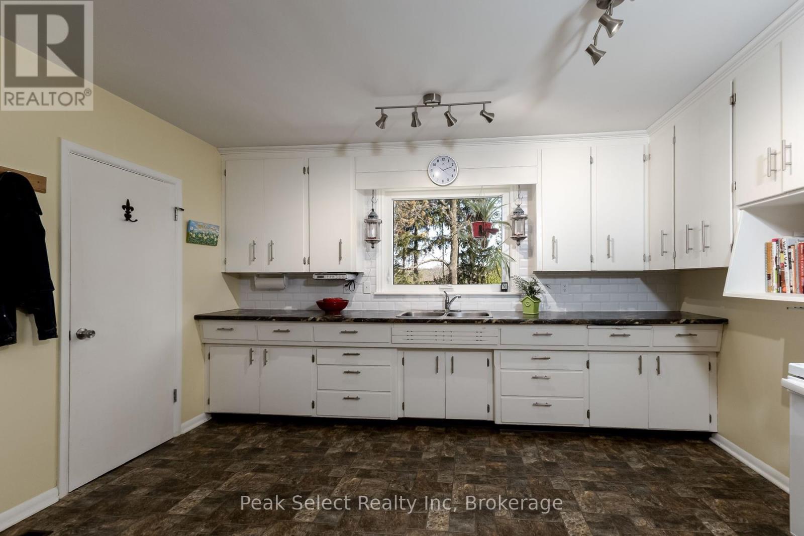 353 Queen Street E, St. Marys, Ontario  N4X 1B8 - Photo 15 - X13113880