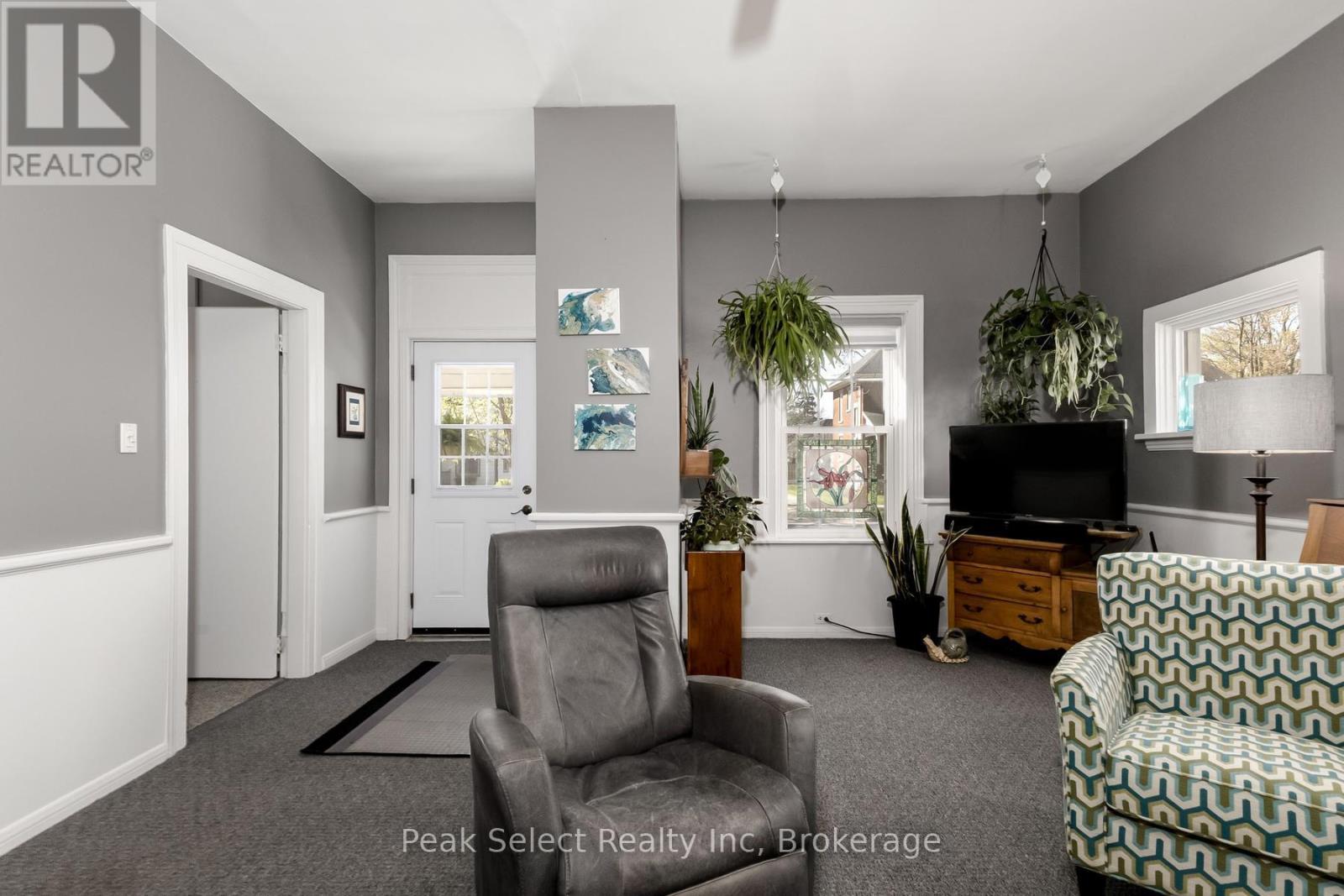 353 Queen Street E, St. Marys, Ontario  N4X 1B8 - Photo 8 - X13113880