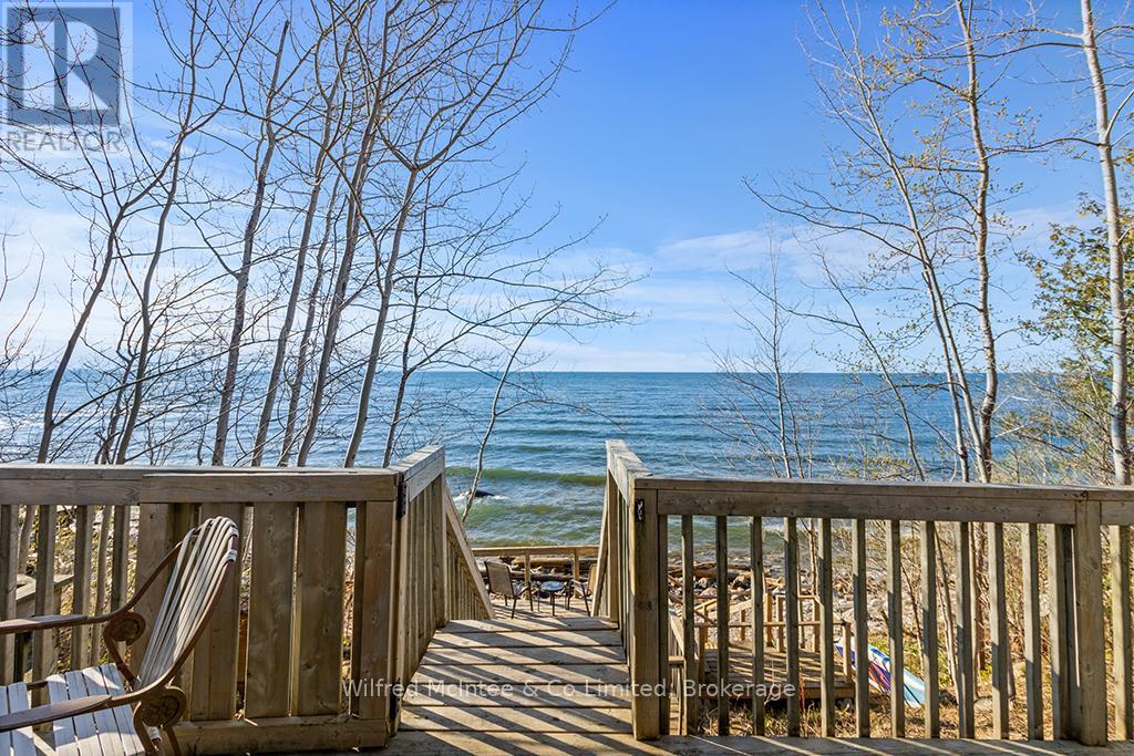 639 Bruce Road 13, Native Leased Lands, Ontario  N0H 2L0 - Photo 38 - X13114086