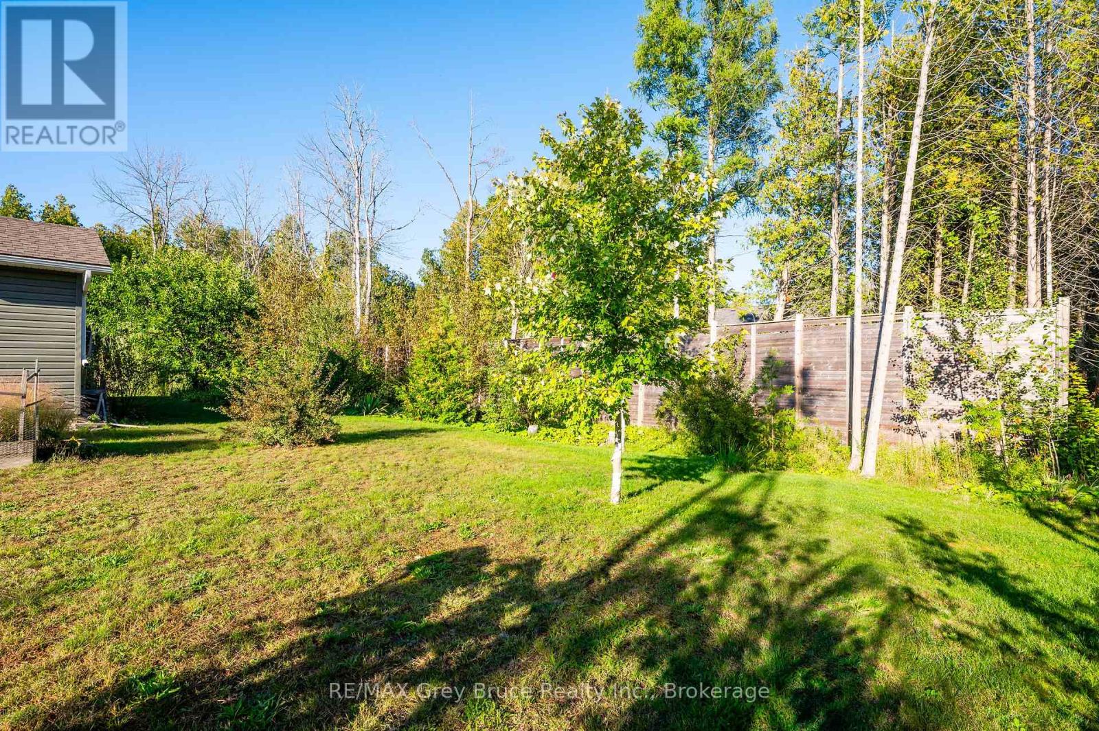 10 Williamson Place, South Bruce Peninsula, Ontario  N0H 2T0 - Photo 35 - X13114102