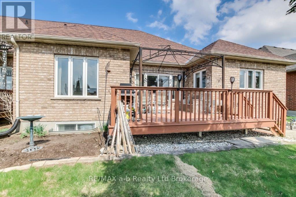 717 Garden Court Crescent, Woodstock, Ontario  N4T 0A2 - Photo 27 - X13114290