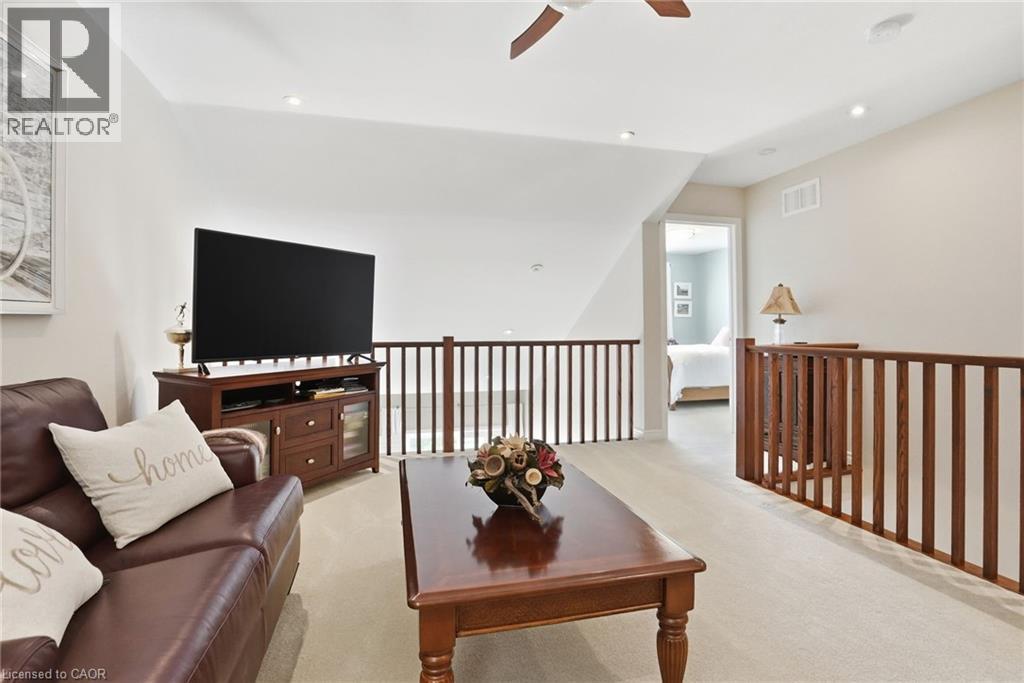 96 Abbotsford Trail, Hamilton, Ontario  L9B 0A4 - Photo 24 - 40829314