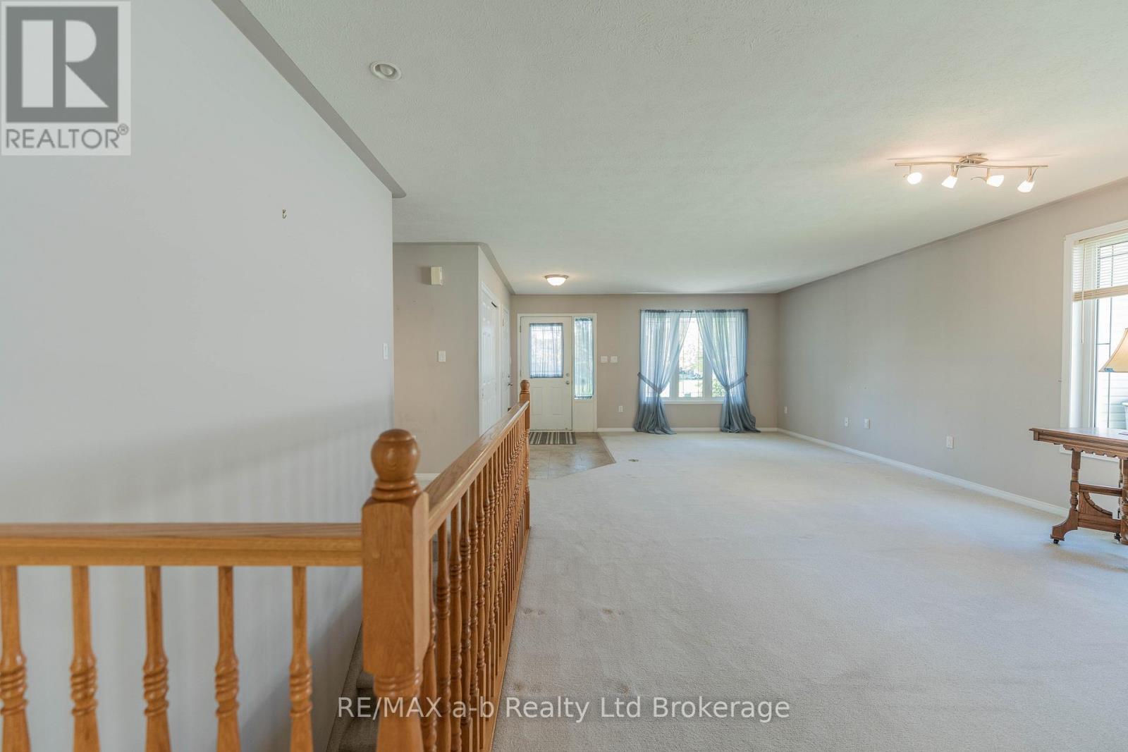44 Beech Boulevard, Tillsonburg, Ontario  N4G 5R8 - Photo 11 - X13114782