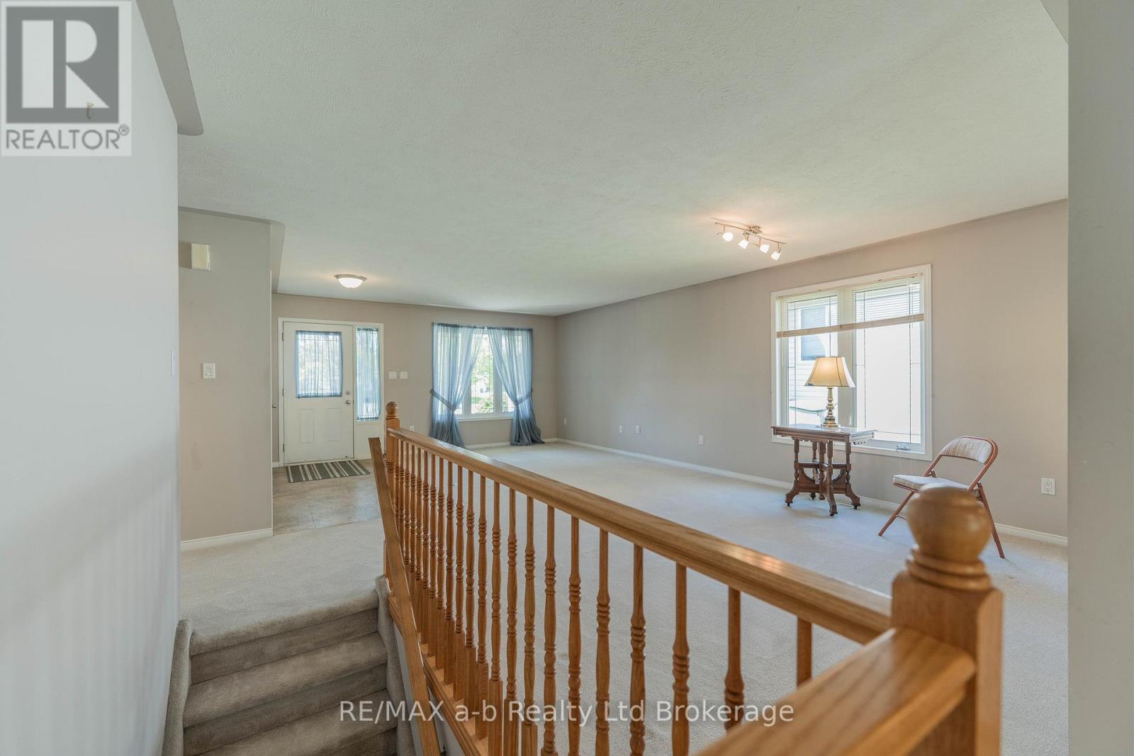 44 Beech Boulevard, Tillsonburg, Ontario  N4G 5R8 - Photo 12 - X13114782