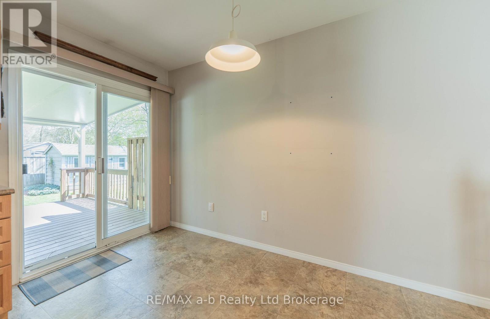 44 Beech Boulevard, Tillsonburg, Ontario  N4G 5R8 - Photo 16 - X13114782