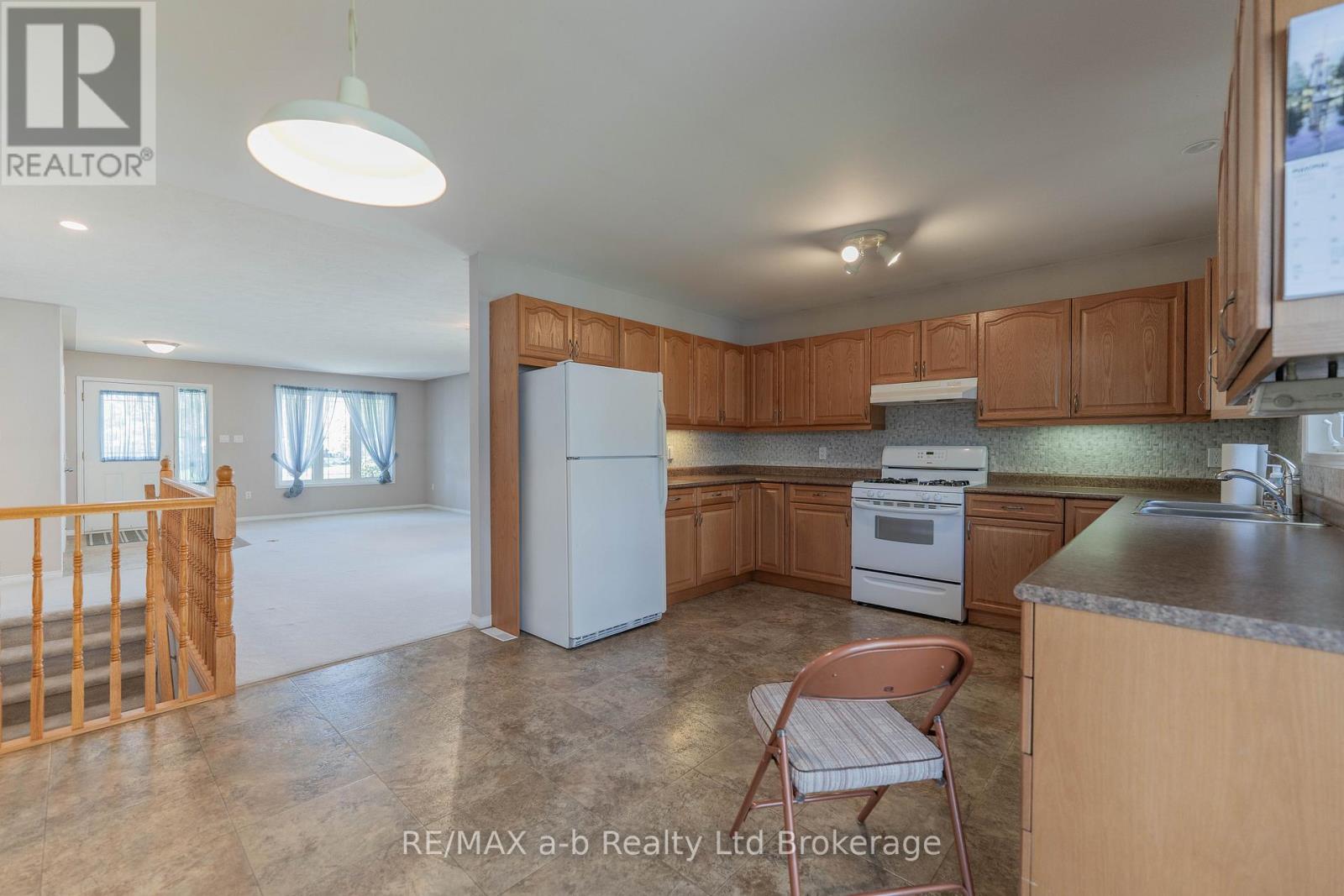 44 Beech Boulevard, Tillsonburg, Ontario  N4G 5R8 - Photo 17 - X13114782