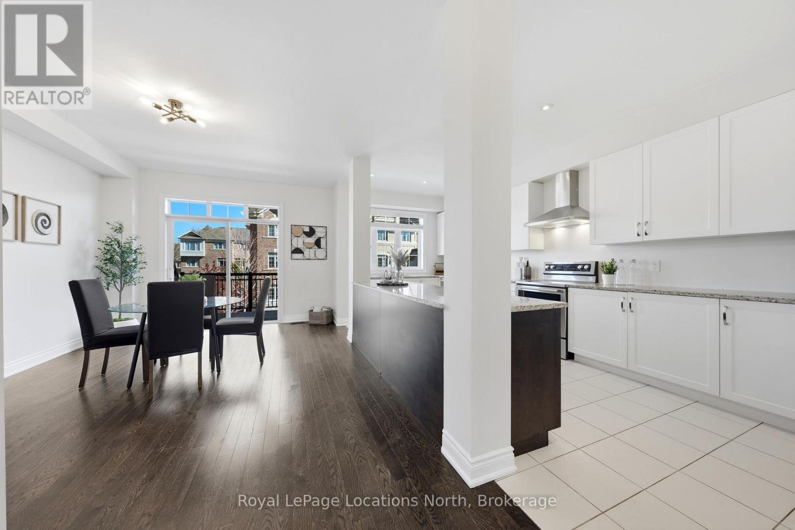 118 Puccini Drive, Richmond Hill, Ontario  L4E 0W3 - Photo 13 - N13114768