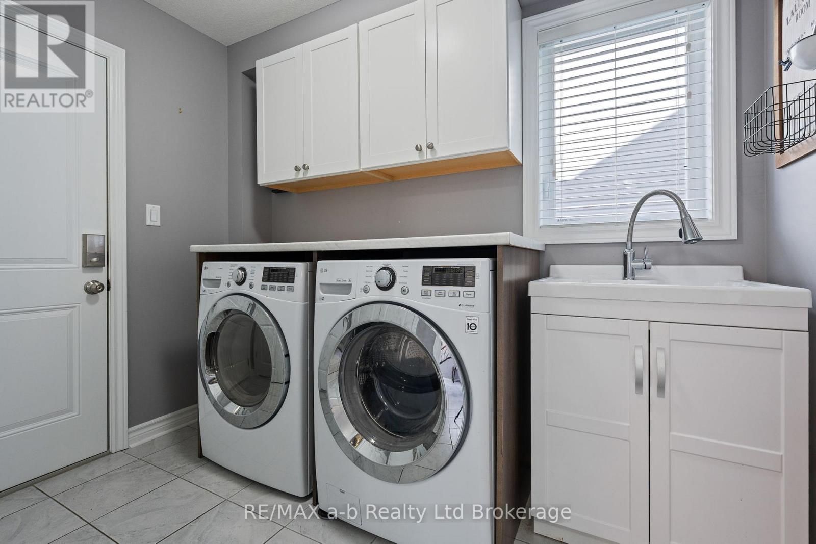 76 Pearl Street, Tillsonburg, Ontario  N4G 0A3 - Photo 11 - X13114970