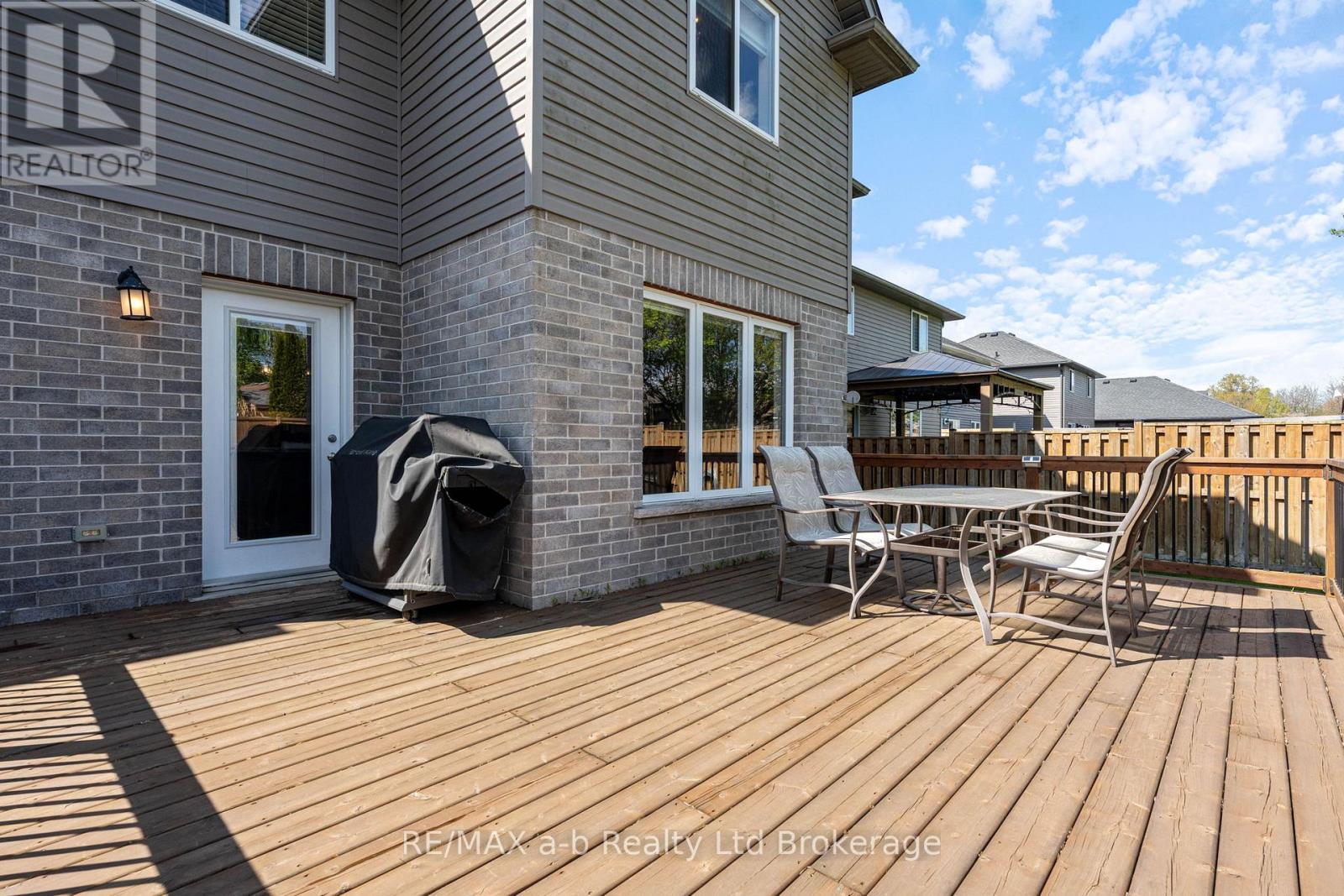 76 Pearl Street, Tillsonburg, Ontario  N4G 0A3 - Photo 23 - X13114970