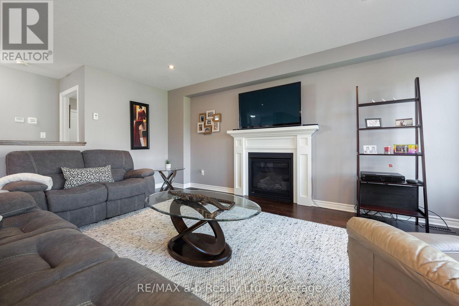76 Pearl Street, Tillsonburg, Ontario  N4G 0A3 - Photo 9 - X13114970