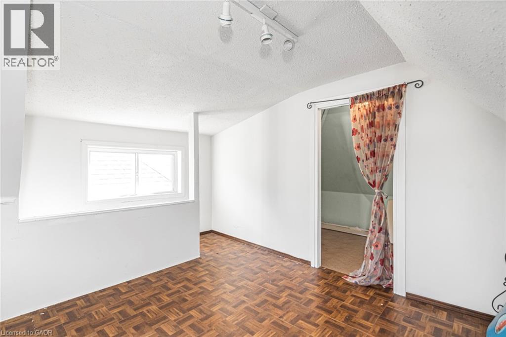39 Arthur Avenue N, Hamilton, Ontario  L8L 6C7 - Photo 29 - 40829352