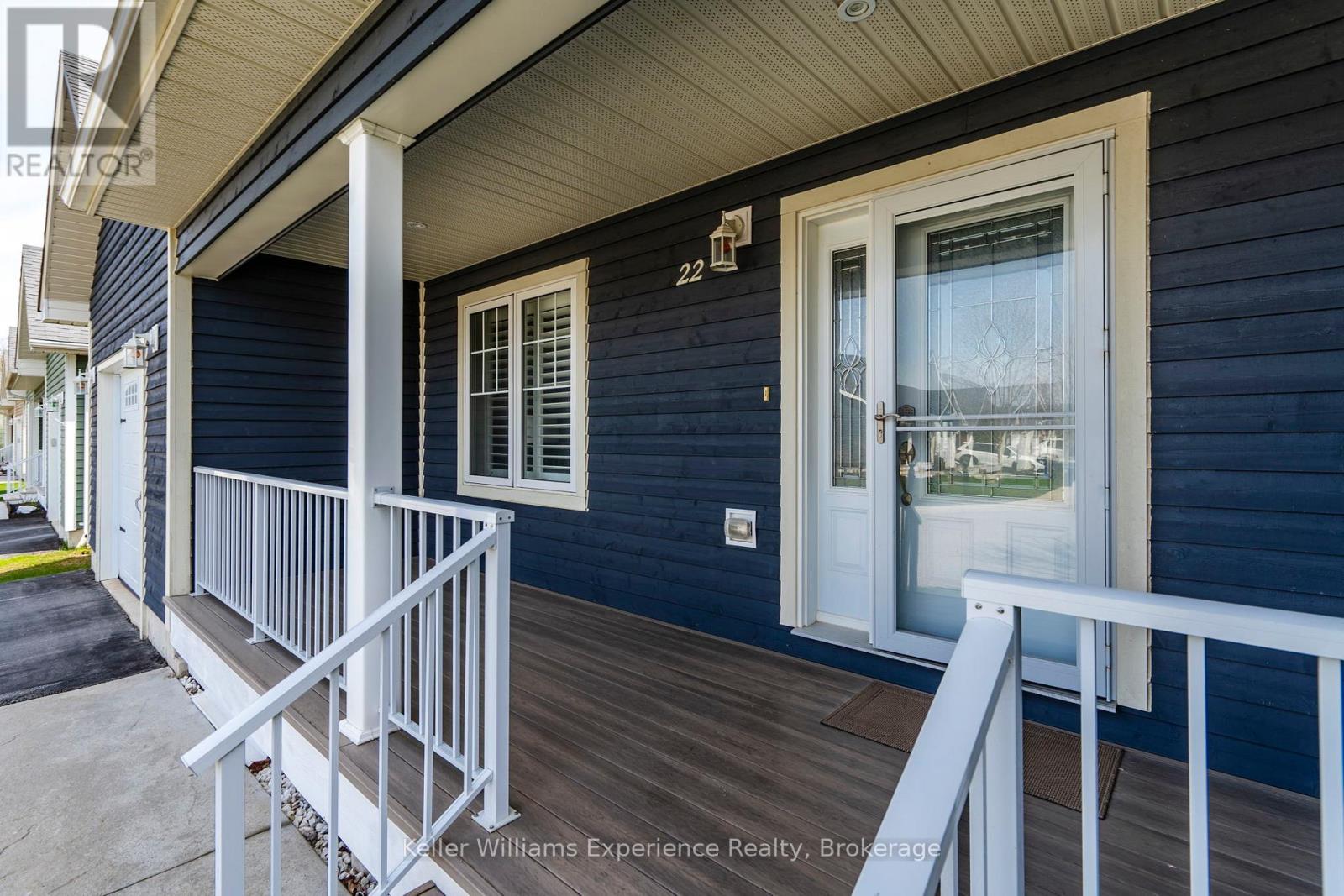 22 Grew Crescent, Penetanguishene, Ontario  L9M 0A4 - Photo 3 - S13115492
