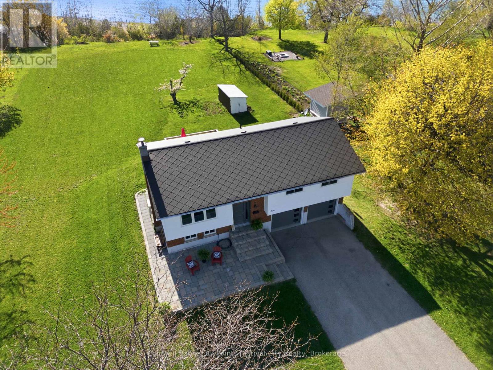 306 Lakeside Drive, Goderich, Ontario  N7A 3X7 - Photo 41 - X13115646