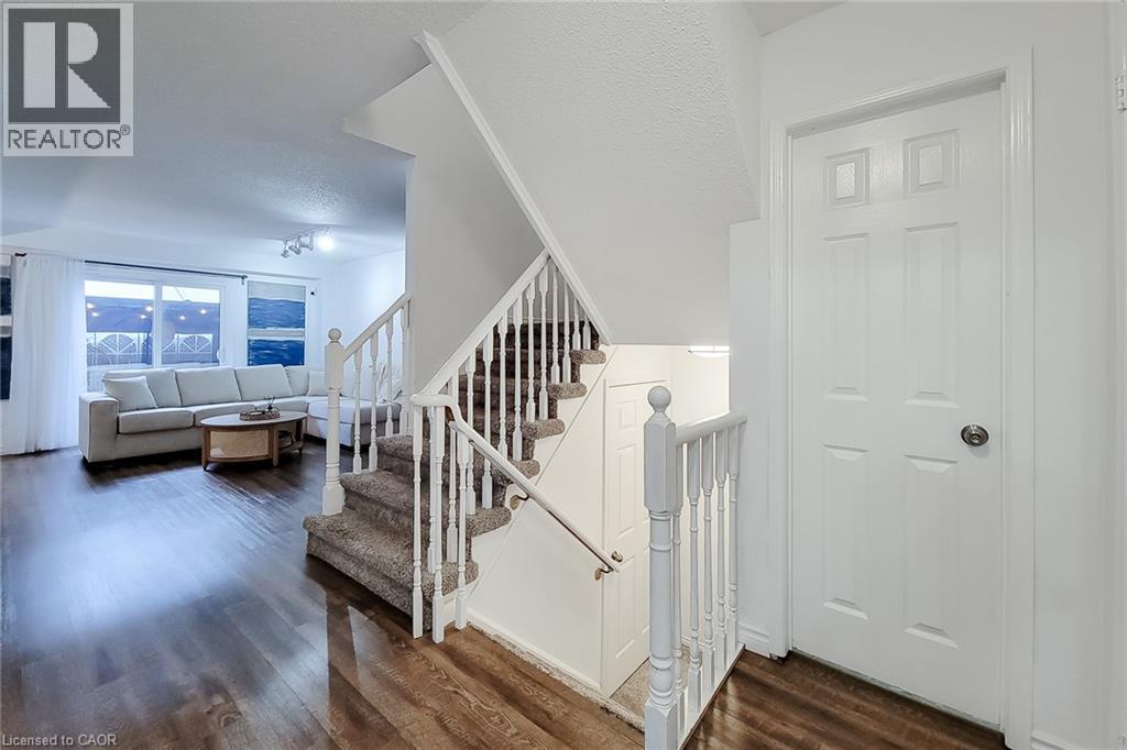 7 Davidson Boulevard Unit# 14, Dundas, Ontario  L9H 6Y7 - Photo 32 - 40828479